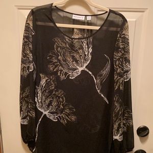 Susan Graver black and white top. Size 14